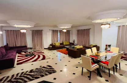 شقة - 3 غرف نوم - 2 حمامات للايجار في شارع 154 - الحي الرابع - التجمع الخامس - مدينة القاهرة الجديدة - القاهرة