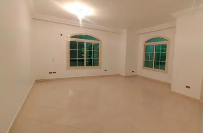 Apartment - 3 Bedrooms - 2 Bathrooms for rent in Al Gezira St. - South Investors Area - New Cairo City - Cairo