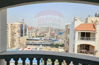 شقة - 3 غرف نوم - 2 حمامات للايجار في شارع الرصافة - محرم بك - حي وسط - الاسكندرية
