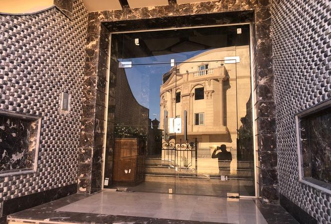 8325560 - Property Image 3