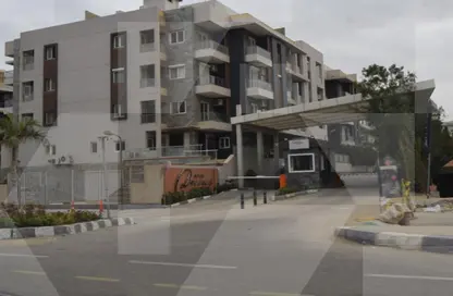 Apartment - 3 Bedrooms - 2 Bathrooms for sale in Zayed Dunes - 6th District - Sheikh Zayed City - Giza