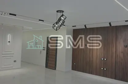 Apartment - 3 Bedrooms - 3 Bathrooms for sale in El Narges Buildings - Al Narges - New Cairo City - Cairo
