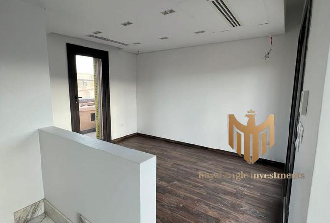 8128609 - Property Image 2