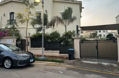 فيلا - 6 غرف نوم - 4 حمامات للبيع في فورتين جولف ريزيدنس - اب تاون كايرو - المقطم - القاهرة