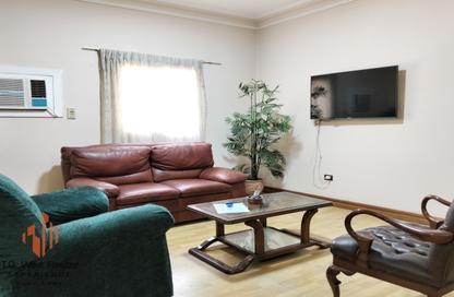 Apartment - 2 Bedrooms - 2 Bathrooms for rent in Street 16 - Maadi - Hay El Maadi - Cairo