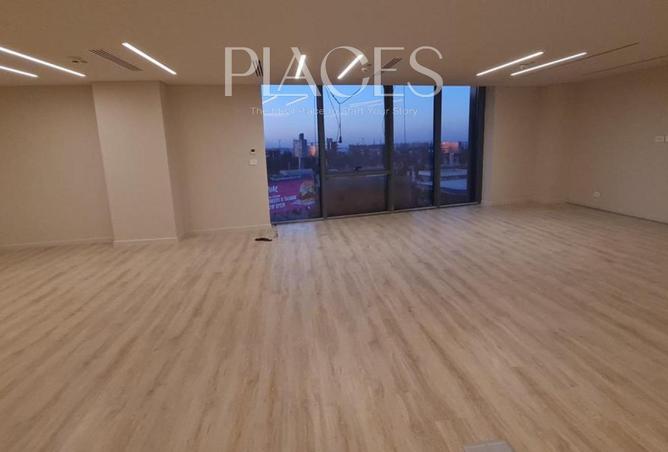 8358441 - Property Image 2