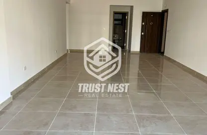 شقة - 3 غرف نوم - 3 حمامات للايجار في فيفث سكوير - التجمع الخامس - مدينة القاهرة الجديدة - القاهرة