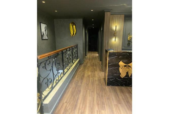 8483250 - Property Main Image