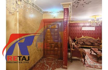 شقة - 3 غرف نوم - 3 حمامات للبيع في شارع عبد الحي حجازي - المنطقة الثامنة - مدينة نصر - القاهرة