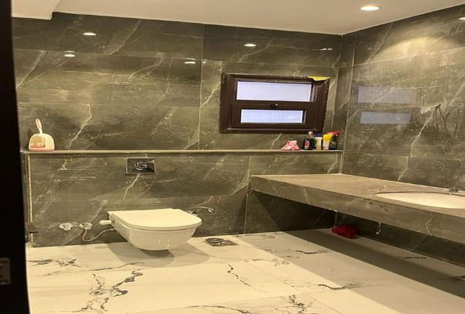 8324067 - Property Image 3