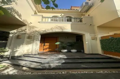 Villa - 5 Bedrooms - 5 Bathrooms for sale in Zayed 2000 - 4th District - Sheikh Zayed City - Giza