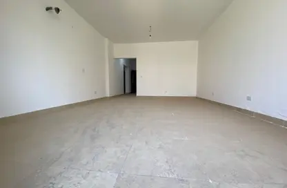 شقة - 3 غرف نوم - 3 حمامات للايجار في مون ريزيدنس - فيفث سكوير - التجمع الخامس - مدينة القاهرة الجديدة - القاهرة