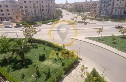 شقة - 3 غرف نوم - 3 حمامات للبيع في المجاورة الاولي - المنطقة الخامسة - مدينة الشروق - القاهرة