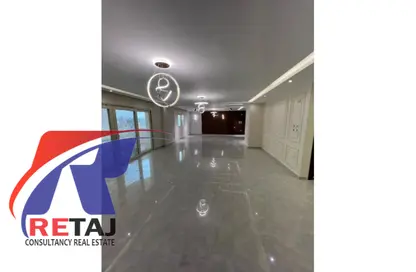 شقة - 3 غرف نوم - 3 حمامات للبيع في طريق النصر - المنطقة الأولى - مدينة نصر - القاهرة