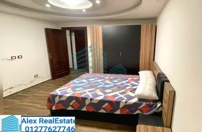 Apartment - 3 Bedrooms - 3 Bathrooms for rent in Champollion St. - Azarita - Hay Wasat - Alexandria