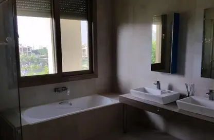 فيلا - 4 غرف نوم - 5 حمامات للبيع في الجريا - كمبوندات الشيخ زايد - الشيخ زايد - الجيزة