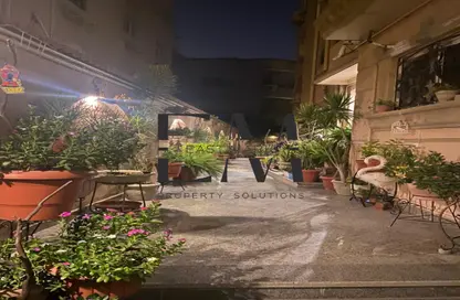 Apartment - 4 Bedrooms - 4 Bathrooms for sale in Service Road - Ganoob El Acadimia - New Cairo City - Cairo