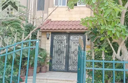Duplex - 3 Bedrooms - 3 Bathrooms for sale in District 4 - The 5th Settlement - New Cairo City - Cairo