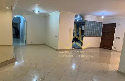 Apartment - 3 Bedrooms - 3 Bathrooms for rent in Mostafa Al Nahas St. - 6th Zone - Nasr City - Cairo