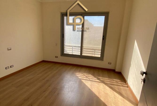 8229480 - Property Image 2