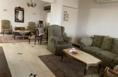 Apartment - 3 Bedrooms - 2 Bathrooms for sale in Helmy Abd Al Aty St. - 8th Zone - Nasr City - Cairo