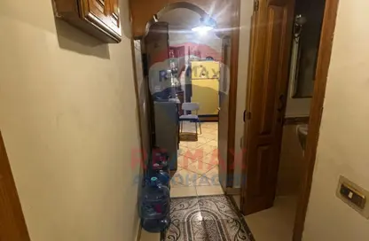 شقة - 2 غرف نوم - 2 حمامات للبيع في شارع الزهراء - الدقي - الجيزة