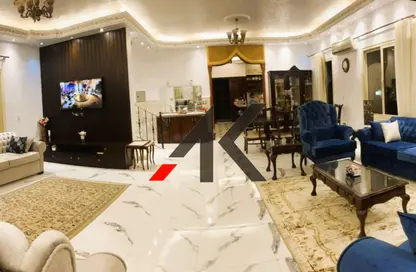 Villa - 4 Bedrooms - 6 Bathrooms for rent in Maxim - The 1st Settlement - New Cairo City - Cairo