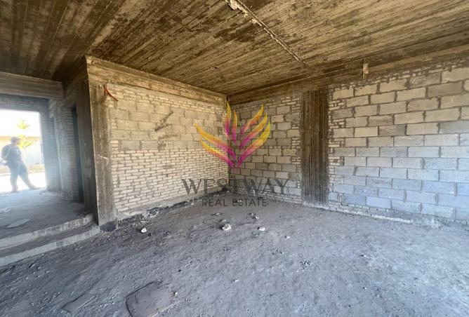 8070030 - Property Image 3