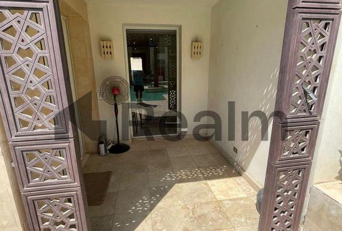 8242810 - Property Image 2