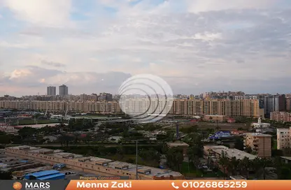 Apartment - 3 Bedrooms - 1 Bathroom for sale in Canat Al Mahmoudia St. - Nozha - Hay Sharq - Alexandria