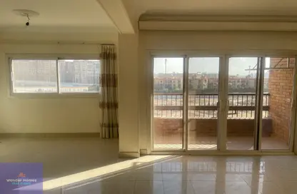 Apartment - 3 Bedrooms - 2 Bathrooms for sale in Masaken Nerco St. - Degla - Hay El Maadi - Cairo