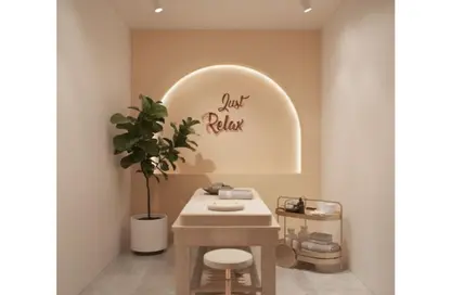 محل تجاري - استوديو - 1 حمام للايجار في وسط القاهرة الجديدة - شارع التسعين الشمالي - التجمع الخامس - مدينة القاهرة الجديدة - القاهرة