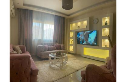 Apartment - 2 Bedrooms - 1 Bathroom for sale in Al Ahram St. - Al Hadaba Al Olya - Mokattam - Cairo