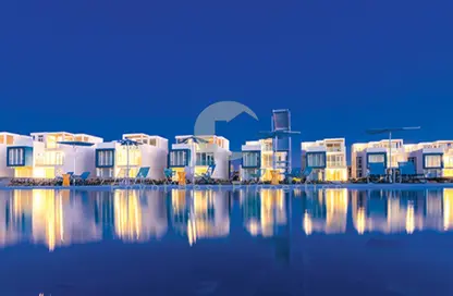 شاليه - 2 غرف نوم - 2 حمامات للبيع في دايركشن وايت - راس الحكمة - الساحل الشمالي