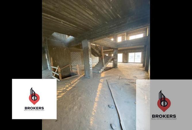 8312800 - Property Image 3