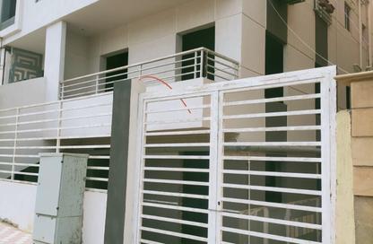 Apartment - 3 Bedrooms - 3 Bathrooms for sale in 8th District - Sheikh Zayed City - Giza
