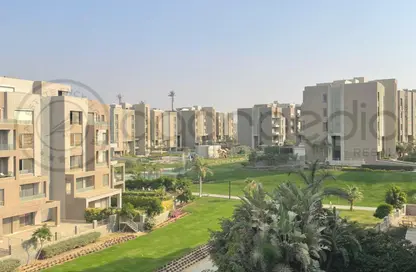 Apartment - 2 Bedrooms - 2 Bathrooms for sale in Palm Hills Village Gate - South Investors Area - New Cairo City - Cairo Apartment - 2 Bedrooms - 2 Bathrooms for sale in Palm Hills Village Gate - South Investors Area - New Cairo City - Cairo