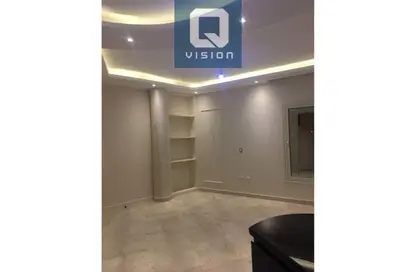 Apartment - 2 Bedrooms - 1 Bathroom for rent in Al Shouyfat St. - District 1 - The 5th Settlement - New Cairo City - Cairo