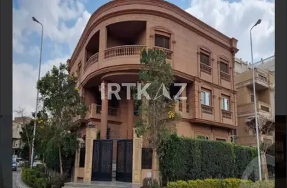 فيلا - 8 غرف نوم - 8 حمامات للبيع في منطقة خدمات البنفسج - البنفسج - مدينة القاهرة الجديدة - القاهرة