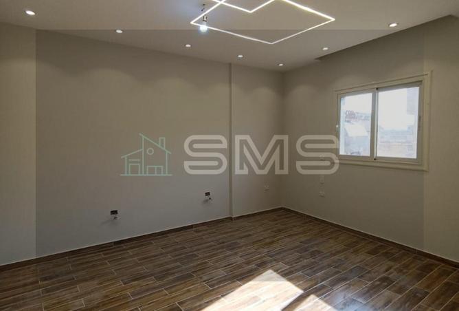 7872971 - Property Image 2