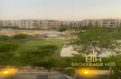 Apartment - 3 Bedrooms - 3 Bathrooms for sale in Palm Hills Village Gate - South Investors Area - New Cairo City - Cairo