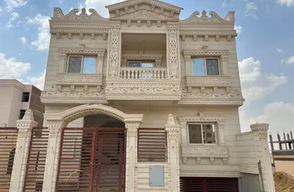 Villa - 6 Bedrooms - 4 Bathrooms for sale in Horus Compound - 6 October Compounds - 6 October City - Giza