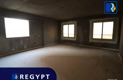 Whole Building - Studio - 4 Bathrooms for rent in Al Laselky St. - El Laselky - New Maadi - Hay El Maadi - Cairo