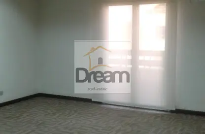 مكتب عمل جماعي - استوديو - 6 حمامات للايجار في شارع محي الدين أبو العز - الدقي - الجيزة