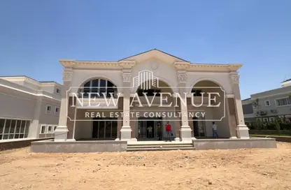 Villa - 4 Bedrooms - 7 Bathrooms for sale in Mountain View Hyde Park - 5th Settlement Compounds - The 5th Settlement - New Cairo City - Cairo