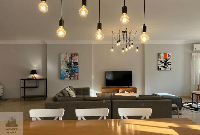 8033190 - Property Image 3