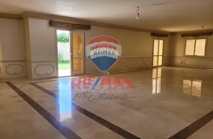 Villa - 5 Bedrooms - 6 Bathrooms for sale in Maxim - The 1st Settlement - New Cairo City - Cairo