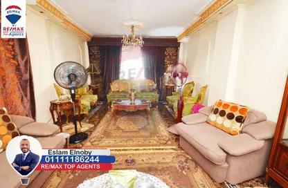 Apartment - 3 Bedrooms - 1 Bathroom for sale in Mahmoud Al Essawy St. - Miami - Hay Awal El Montazah - Alexandria