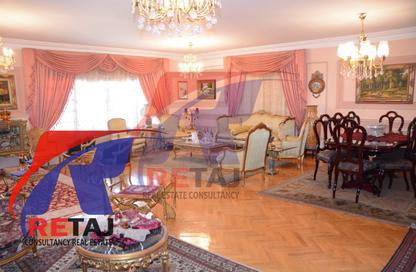 Apartment - 3 Bedrooms - 3 Bathrooms for sale in Mohammed Al Maqref St. - 6th Zone - Nasr City - Cairo