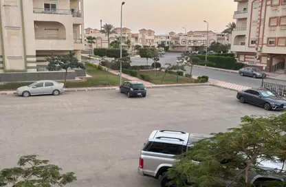 Apartment - 3 Bedrooms - 2 Bathrooms for rent in Shorouk City - Cairo